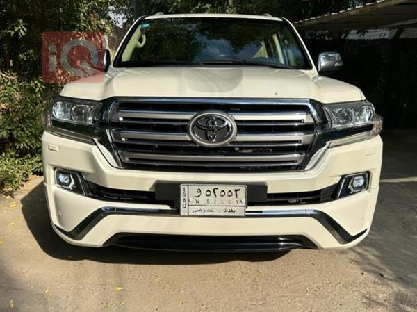 Toyota for sale in Iraq